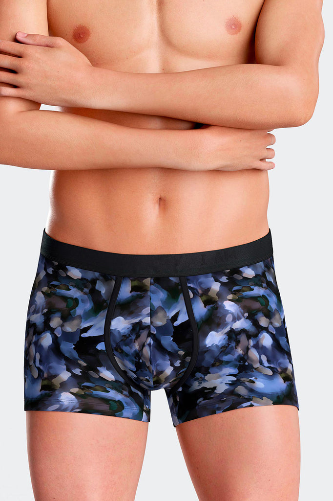 I AM Retro Abstract aus Lyocell mit blauem, stilisierten Floraldruck von Impetus