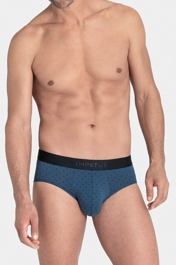 Impetus Slip Haori in Nachtbalu mit Logodruck aus Modal/Baumwolle