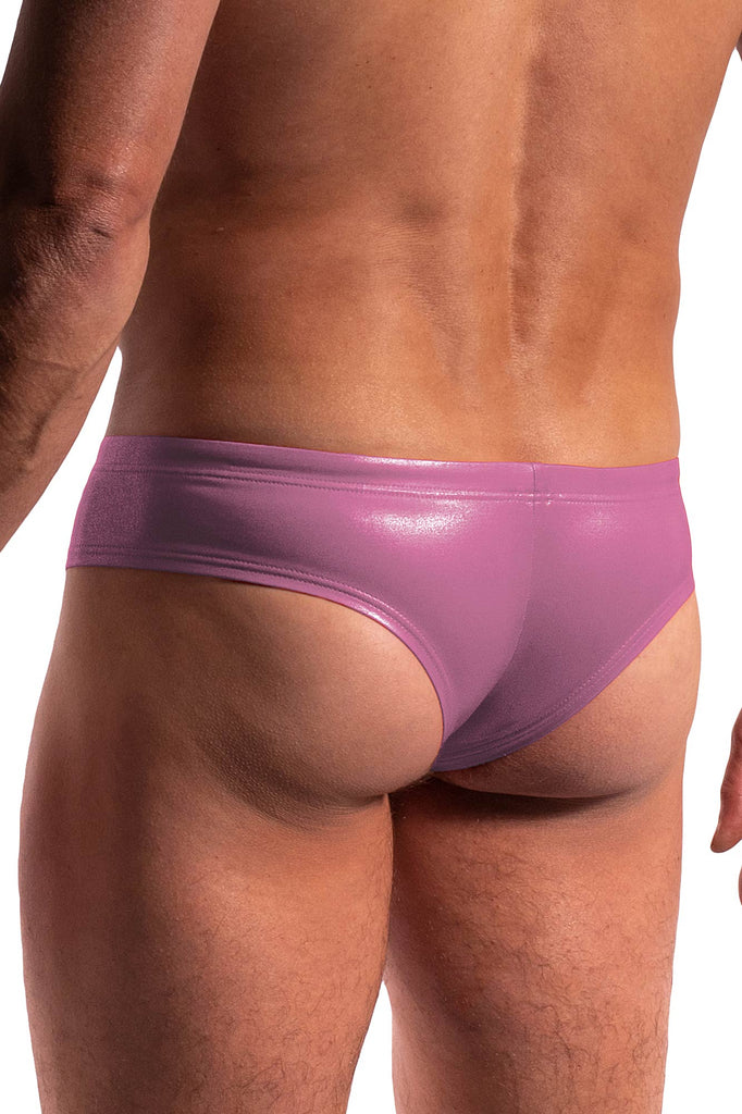 Manstore Beach Cheeky Brief M2286 in Lilac aus satiniertem Lack