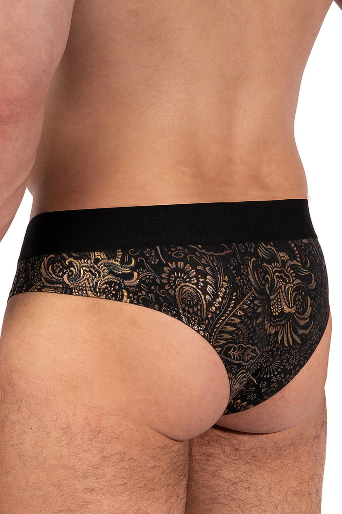 Manstore Cheeky Brief M2337 mit Gold-Barrockdruck auf schwarzem Jersey
