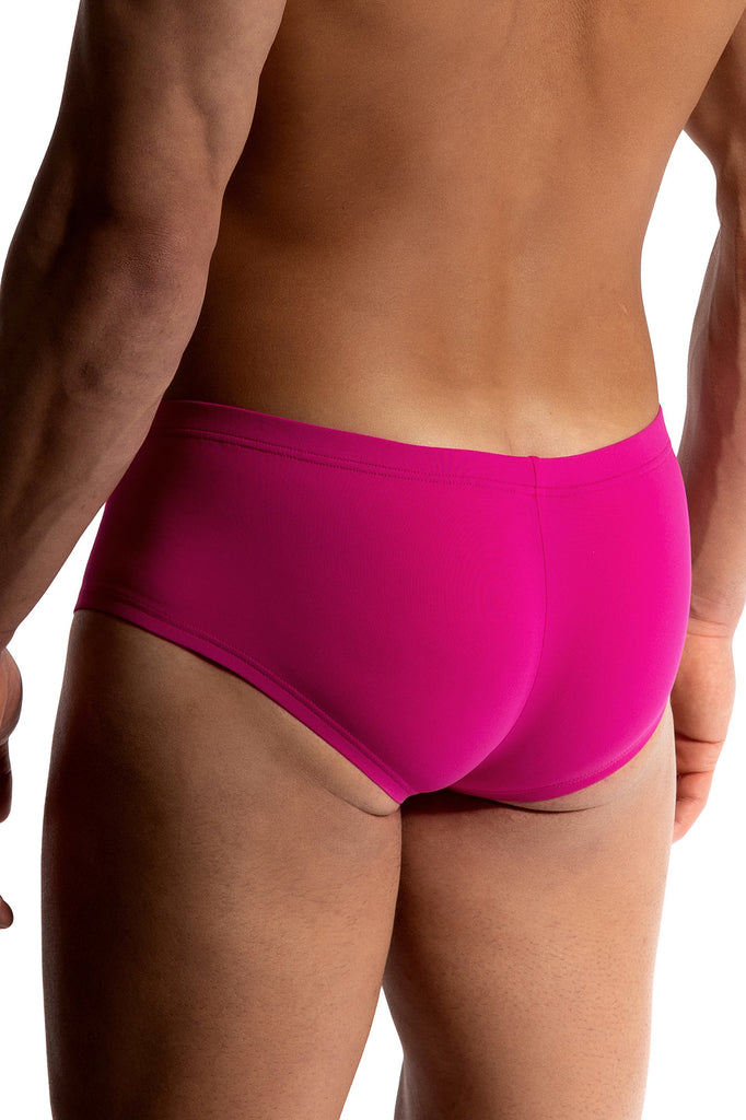 Manstore Hot Pants M800 aus leichter Microfaser in Magenta