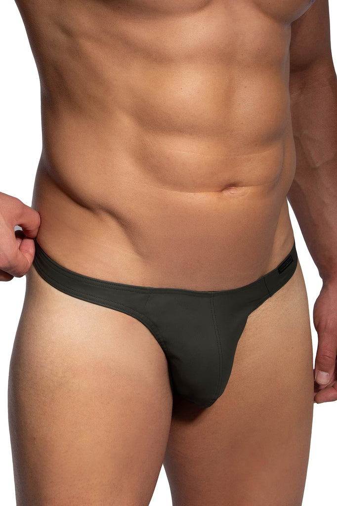 Manstore Tower String M2486 aus mattem Latex In Olivgrün